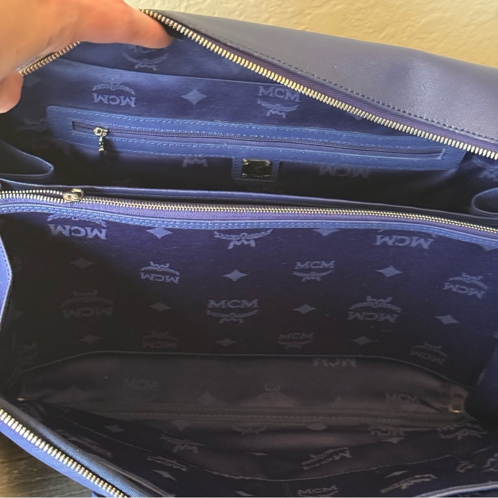 💎AUTHENTIC MCM LAPTOP/DOCUMENT BAG💎 - Picture 8 of 16